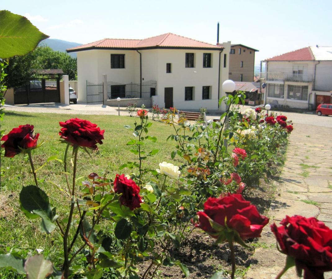 Gnezdo Studio Apart Shipka Esterno foto